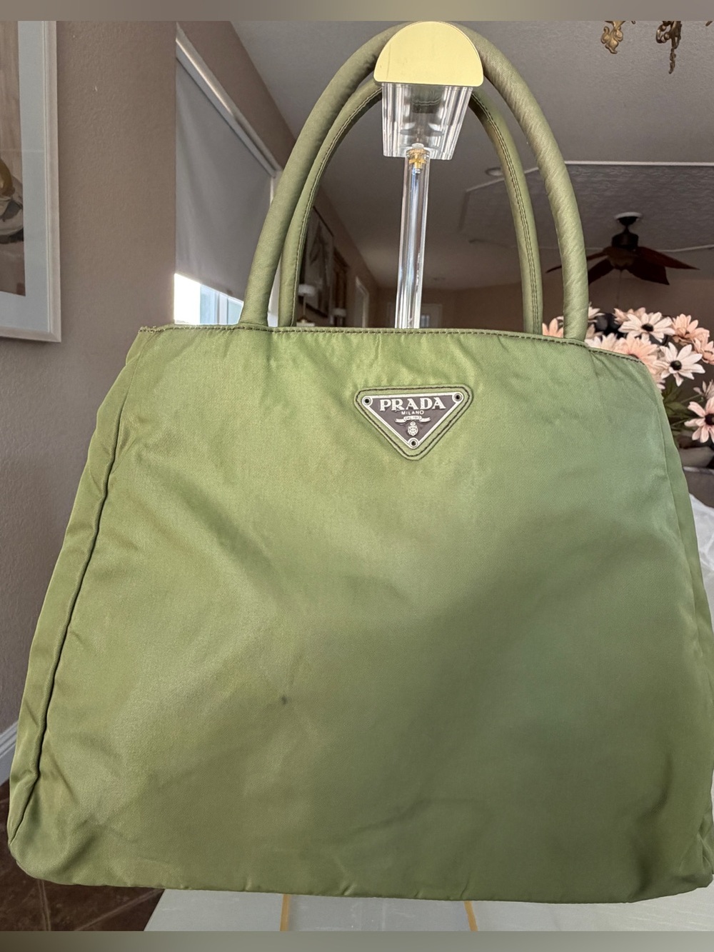 Prada Nylon Tote Bag – Olive Green | Classic & Lightweight